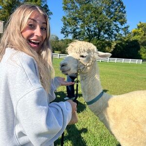 Meet your Posher, Danye